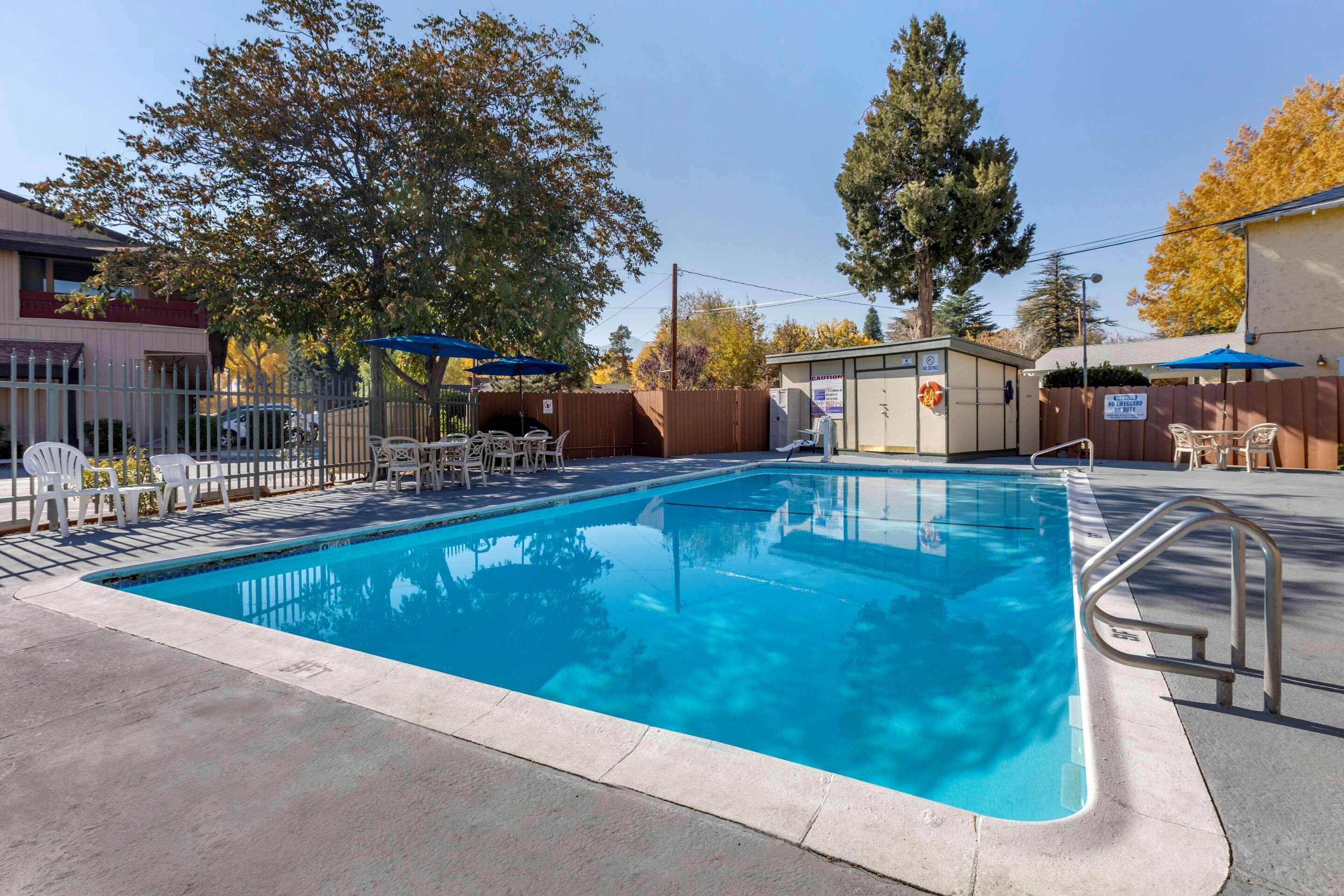 Comfort Inn Bishop Exterior foto